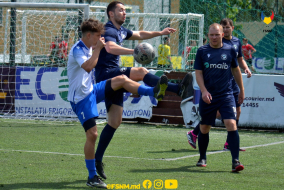 <a href="https://st.getinfootball.com/albums/1087711/6638a50438702_1920.jpg" target="_blank">Descarcă</a>