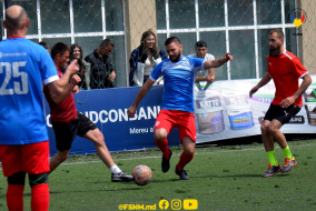 <a href="https://st.getinfootball.com/albums/1087712/6638a62135f77_1920.jpg" target="_blank">Descarcă</a>