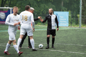 <a href="https://st.getinfootball.com/albums/1087768/664239b523be1_1920.jpg" target="_blank">Завантажити оригінал</a>