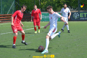 <a href="https://st.getinfootball.com/albums/1087998/664c9cbccd698_1920.jpg" target="_blank">Descarcă</a>