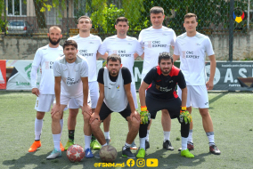 <a href="https://st.getinfootball.com/albums/1088012/664caadcd3421_1920.jpg" target="_blank">Descarcă</a>