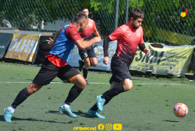 <a href="https://st.getinfootball.com/albums/1088191/6658373c968fd_1920.jpg" target="_blank">Descarcă</a>