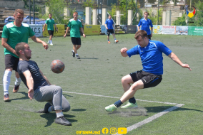 <a href="https://st.getinfootball.com/albums/1088200/665842619e641_1920.jpg" target="_blank">Descarcă</a>