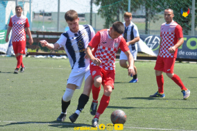 <a href="https://st.getinfootball.com/albums/1088201/665844b3cea40_1920.jpg" target="_blank">Descarcă</a>