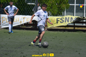 <a href="https://st.getinfootball.com/albums/1088203/665846b059fd9_1920.jpg" target="_blank">Descarcă</a>