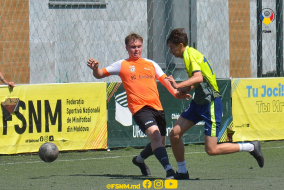<a href="https://st.getinfootball.com/albums/1088204/6658475646155_1920.jpg" target="_blank">Descarcă</a>