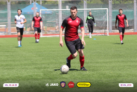 <a href="https://st.getinfootball.com/albums/1088291/6660063116327_1920.jpg" target="_blank">Завантажити оригінал</a>