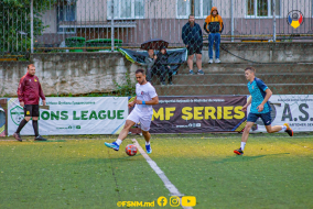 <a href="https://st.getinfootball.com/albums/1088318/666033112ea08_1920.jpg" target="_blank">Descarcă</a>
