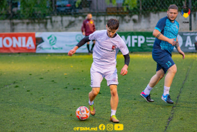 <a href="https://st.getinfootball.com/albums/1088318/6660333241757_1920.jpg" target="_blank">Descarcă</a>