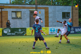 <a href="https://st.getinfootball.com/albums/1088318/666033405daa0_1920.jpg" target="_blank">Descarcă</a>