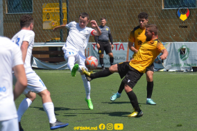 <a href="https://st.getinfootball.com/albums/1088322/6660367661376_1920.jpg" target="_blank">Descarcă</a>
