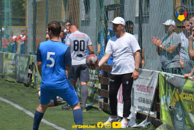 <a href="https://st.getinfootball.com/albums/1088323/666037e9637e3_1920.jpg" target="_blank">Descarcă</a>