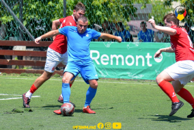 <a href="https://st.getinfootball.com/albums/1088334/6660433e43144_1920.jpg" target="_blank">Descarcă</a>