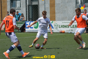 <a href="https://st.getinfootball.com/albums/1088336/666045a657d55_1920.jpg" target="_blank">Descarcă</a>