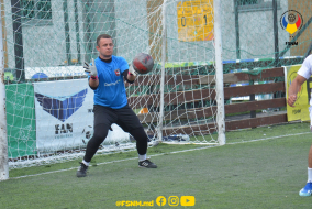 <a href="https://st.getinfootball.com/albums/1088336/666045c50d571_1920.jpg" target="_blank">Descarcă</a>