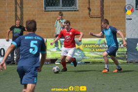 <a href="https://st.getinfootball.com/albums/1088339/666047efbd227_1920.jpg" target="_blank">Descarcă</a>