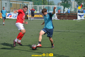 <a href="https://st.getinfootball.com/albums/1088339/666047f5b4e76_1920.jpg" target="_blank">Descarcă</a>
