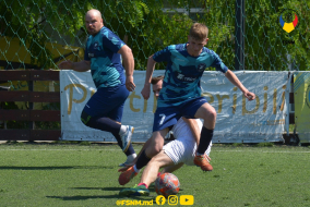 <a href="https://st.getinfootball.com/albums/1088340/6660487706688_1920.jpg" target="_blank">Descarcă</a>