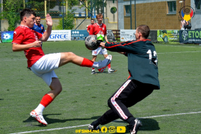 <a href="https://st.getinfootball.com/albums/1088344/6660497f12115_1920.jpg" target="_blank">Descarcă</a>