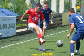 <a href="https://st.getinfootball.com/albums/1088344/6660499054938_1920.jpg" target="_blank">Descarcă</a>