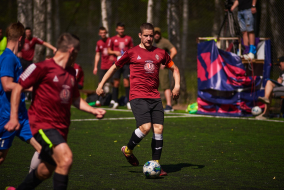 <a href="https://st.getinfootball.com/albums/1088378/6662594499ea3_1920.jpg" target="_blank">Завантажити оригінал</a>