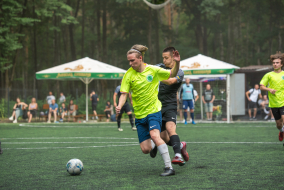 <a href="https://st.getinfootball.com/albums/1088500/6669590276e3a_1920.jpg" target="_blank">Завантажити оригінал</a>