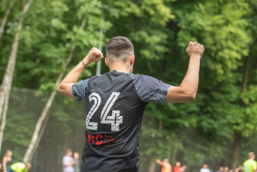 <a href="https://st.getinfootball.com/albums/1088500/6669591c88edc_1920.jpg" target="_blank">Завантажити оригінал</a>