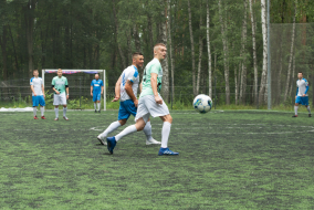 <a href="https://st.getinfootball.com/albums/1088586/667149faed195_1920.jpg" target="_blank">Завантажити оригінал</a>