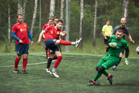 <a href="https://st.getinfootball.com/albums/1088590/66714cfd400e4_1920.jpg" target="_blank">Завантажити оригінал</a>
