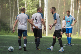 <a href="https://st.getinfootball.com/albums/1088666/667961479140d_1920.jpg" target="_blank">Завантажити оригінал</a>