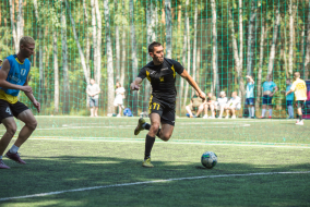 <a href="https://st.getinfootball.com/albums/1089086/6695465b084dc_1920.jpg" target="_blank">Завантажити оригінал</a>