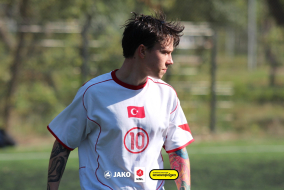<a href="https://st.getinfootball.com/albums/1090293/66f2f5f82d539_1920.jpg" target="_blank">Завантажити оригінал</a>