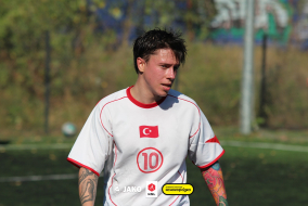 <a href="https://st.getinfootball.com/albums/1090293/66f2f79febb2c_1920.jpg" target="_blank">Завантажити оригінал</a>