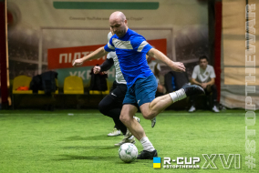 <a href="https://st.getinfootball.com/albums/1091556/674714d837431_1920.jpg" target="_blank">Завантажити оригінал</a>