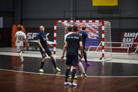 <a href="https://st.getinfootball.com/albums/1091666/674df8cac7181_1920.jpg" target="_blank">Завантажити оригінал</a>