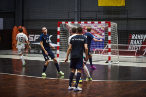 <a href="https://st.getinfootball.com/albums/1091666/674df8cac7181_1920.jpg" target="_blank">Завантажити оригінал</a>
