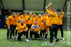 <a href="https://st.getinfootball.com/albums/1091668/674f00a87a8d3_1920.jpg" target="_blank">Завантажити оригінал</a>