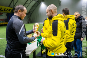 <a href="https://st.getinfootball.com/albums/1091668/674f00b0ca928_1920.jpg" target="_blank">Завантажити оригінал</a>