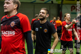 <a href="https://st.getinfootball.com/albums/1091669/674f0498b6201_1920.jpg" target="_blank">Завантажити оригінал</a>