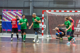 <a href="https://st.getinfootball.com/albums/1092069/67726488083f7_1920.jpg" target="_blank">Завантажити оригінал</a>