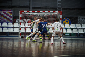 <a href="https://st.getinfootball.com/albums/1092333/678d08664c946_1920.jpg" target="_blank">Завантажити оригінал</a>