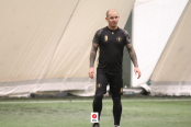 <a href="https://st.getinfootball.com/albums/1092441/679036e45c84b_1920.jpg" target="_blank">Download original</a>