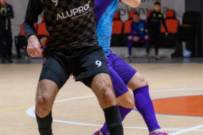 <a href="https://st.getinfootball.com/albums/1092872/67ab3e796dd2d_1920.jpg" target="_blank">Завантажити оригінал</a>
