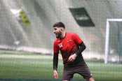<a href="https://st.getinfootball.com/albums/1092956/67af18f75e93b_1920.jpg" target="_blank">Download original</a>