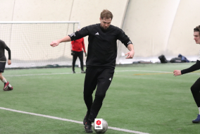 <a href="https://st.getinfootball.com/albums/1093017/67b4e917547cf_1920.jpg" target="_blank">Download original</a>