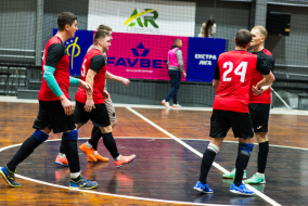 <a href="https://st.getinfootball.com/albums/1093076/67bb7d7ec4817_1920.jpg" target="_blank">Завантажити оригінал</a>