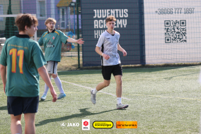 <a href="https://st.getinfootball.com/albums/1093332/67cedd8917628_1920.jpg" target="_blank">Завантажити оригінал</a>