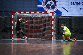 <a href="https://st.getinfootball.com/albums/1093465/67d61f79803b0_1920.jpg" target="_blank">Завантажити оригінал</a>