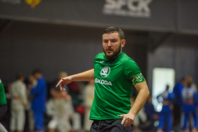 <a href="https://st.getinfootball.com/albums/1093633/67e11d418b832_1920.jpg" target="_blank">Завантажити оригінал</a>