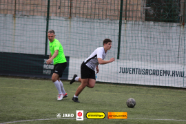 <a href="https://st.getinfootball.com/albums/1093664/67e274ecd6f90_1920.jpg" target="_blank">Завантажити оригінал</a>